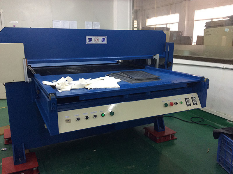 單（雙(shuāng)）邊自動(dòng)送料裁(cai)斷機